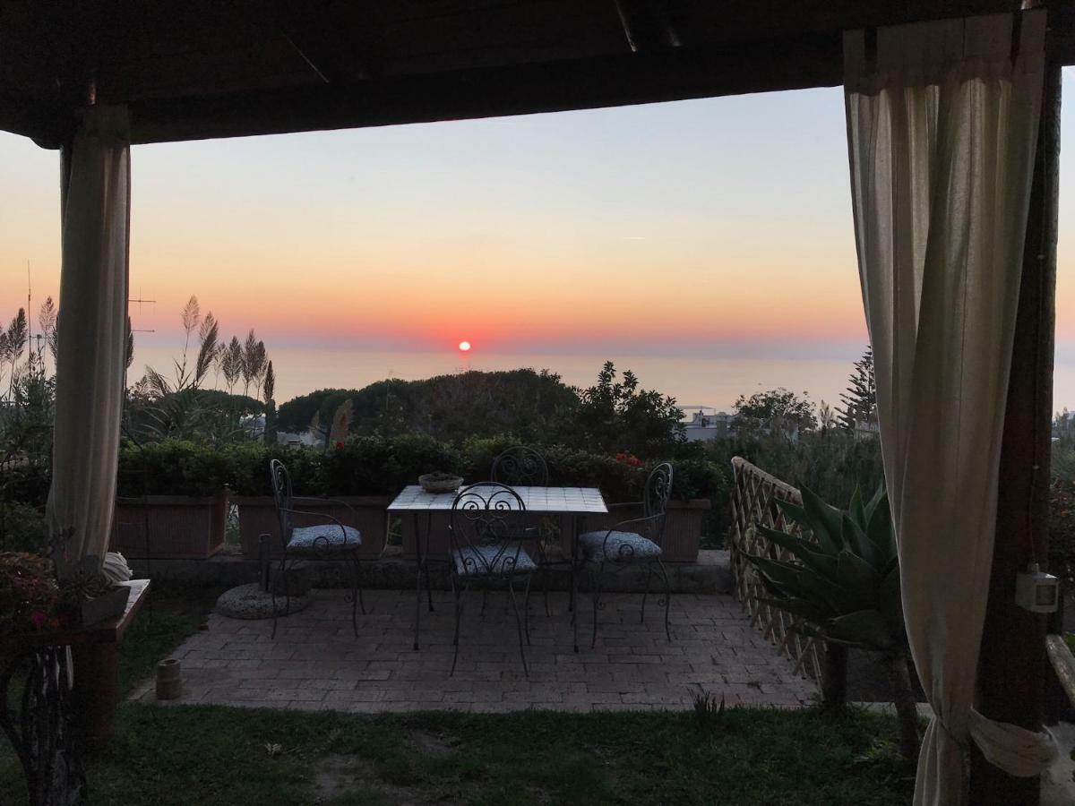 Forio di Ischia La Terrazzina Sul Tramonto Bed & Breakfast エクステリア 写真